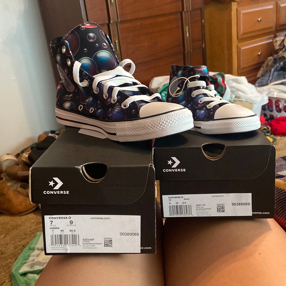 Never worn momma and baby converse